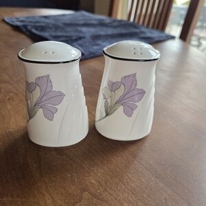 Vintage Noritake "New Decade Cafe Du Soir Salt & Pepper Shakers 1985 Japan